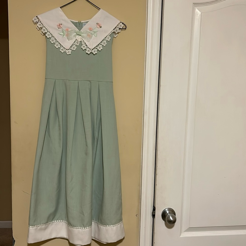 Chantilly Place Easter /Spring dress